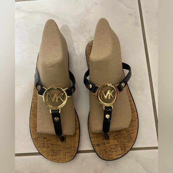 Michael Kors Black and Gold Women's Sandals size 6 - Picture 1 of 5